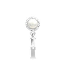 Load image into Gallery viewer, Junipurr Jewelry Millicent - Fresh Water Pearl/White Gold - Healed piercing only