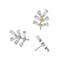 Load image into Gallery viewer, Titanium Threadless Push In Baguette CZ Leaf
